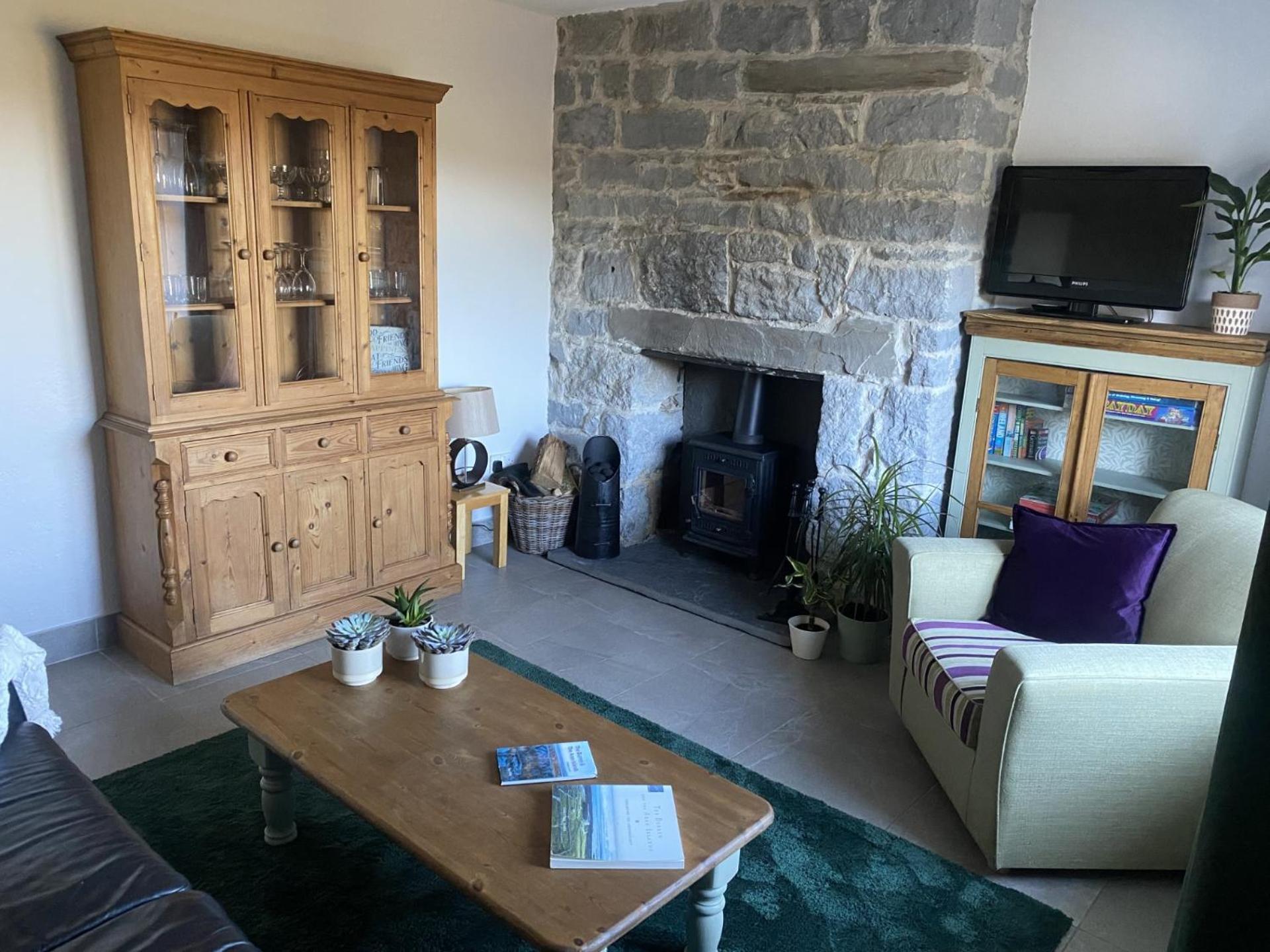 The Cottage @ Burkedale House Corofin  Exterior photo